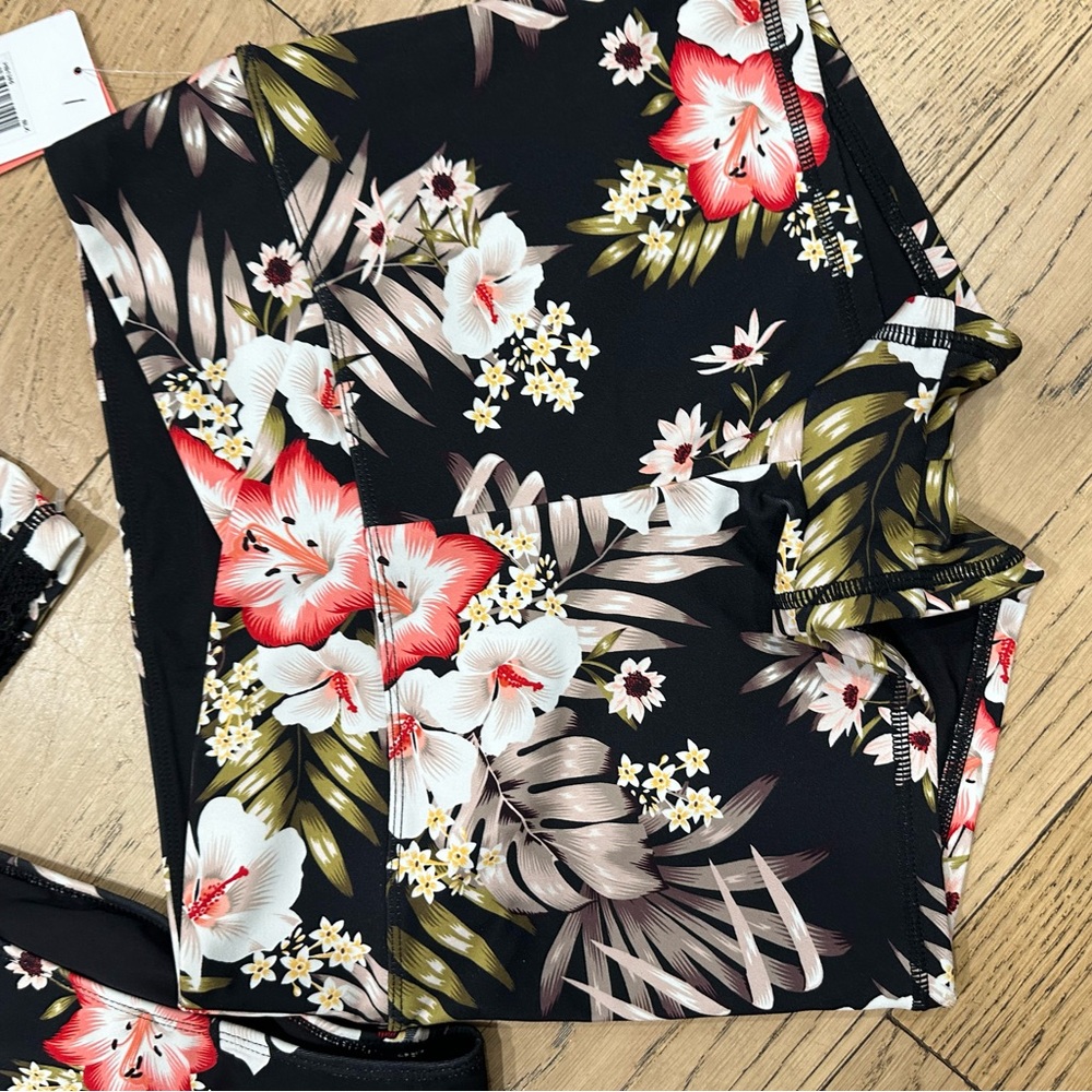 Hurley X Carissa Moore Highland Tropics MAX L/S Moderate Surfsuit Swimsuit SET - Picture 4 of 9